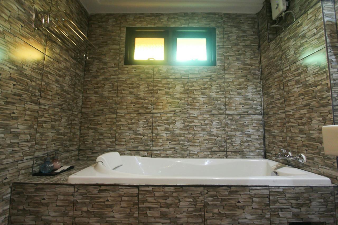 Borai Resort Bo Rai Exterior photo