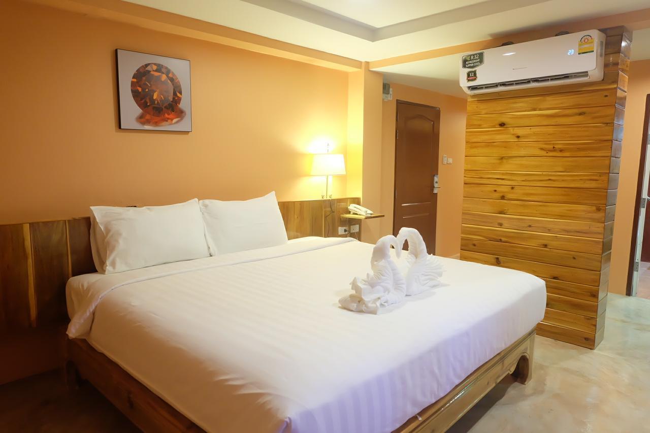 Borai Resort Bo Rai Exterior photo